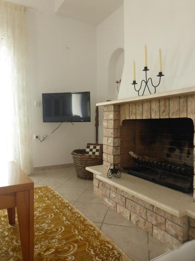 Olea Home Agia Pelagia Chlomou Exteriör bild