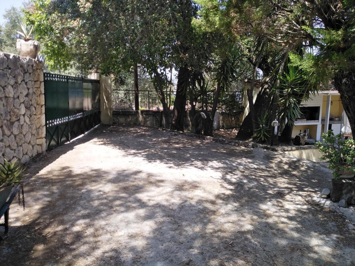 Olea Home Agia Pelagia Chlomou Exteriör bild